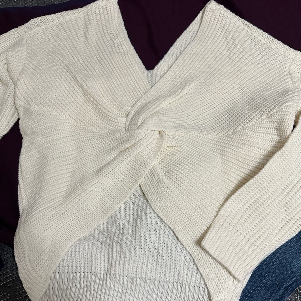 NWT Ivory Twist Back Knot Sweater - Picture 7 of 11